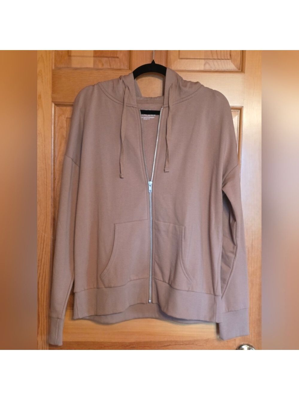 Time and Tru Taupe Zip Hoodie with Hood Pockets